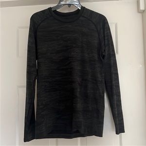 Lululemon Long tee